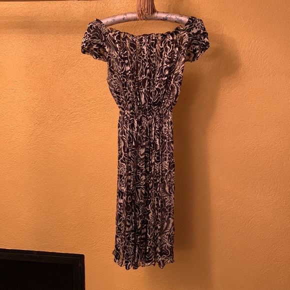 Max Mara Studio Dress, 100% Silk, Size 2 - Picture 4 of 4